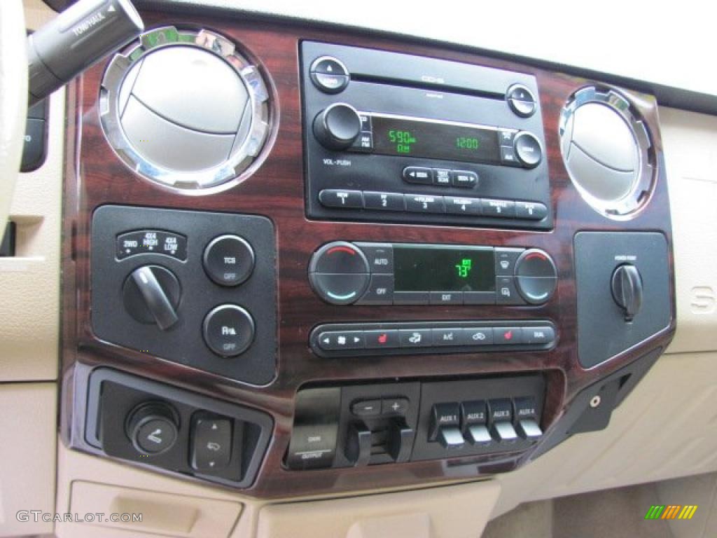 2008 F350 Super Duty Lariat Crew Cab 4x4 - Dark Blue Pearl Metallic / Camel photo #11