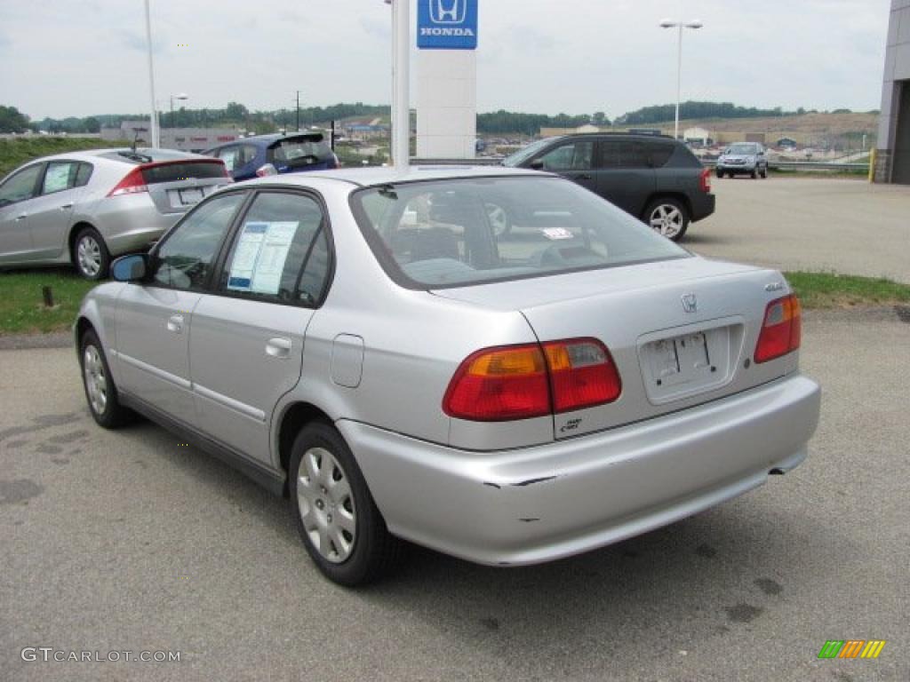 1999 Civic VP Sedan - Vogue Silver Metallic / Gray photo #11