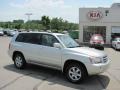Millennium Silver Metallic 2001 Toyota Highlander Limited 4WD