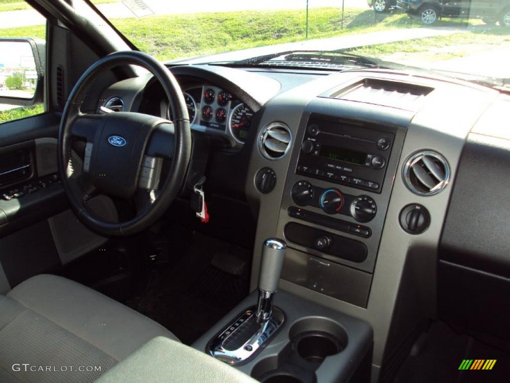 2005 F150 XLT SuperCrew 4x4 - Silver Metallic / Medium Flint/Dark Flint Grey photo #11