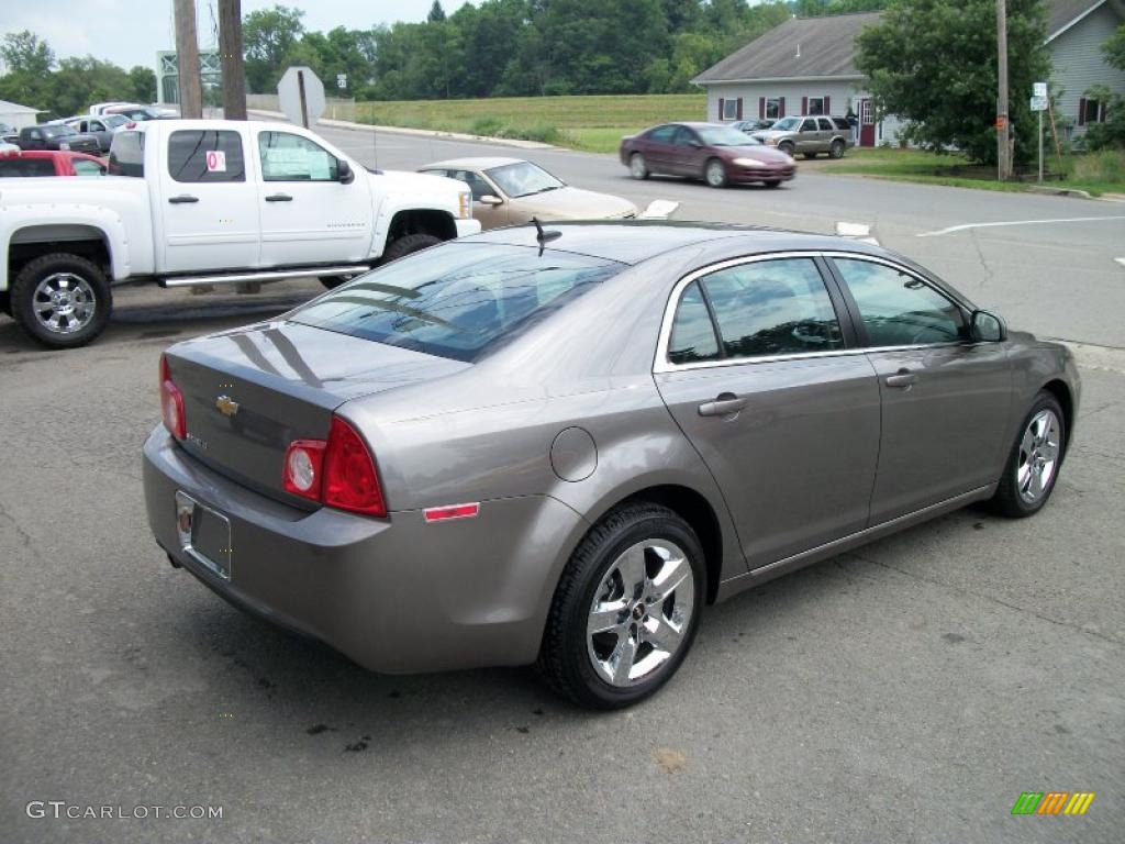 2010 Malibu LT Sedan - Mocha Steel Metallic / Ebony photo #2