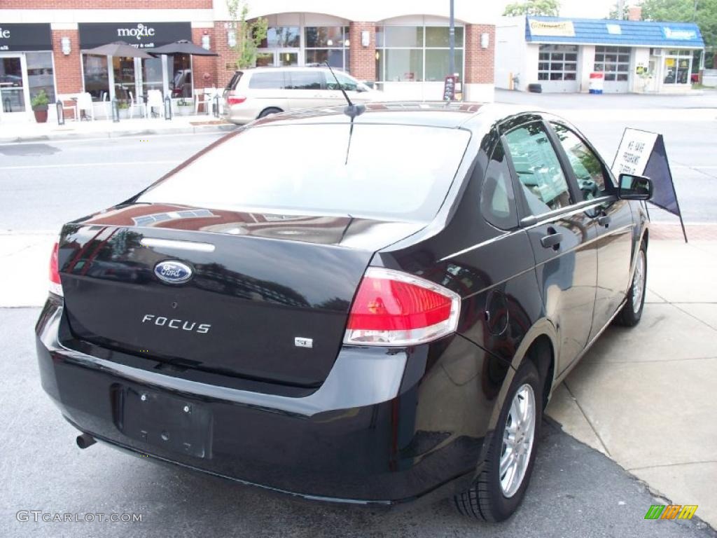 2009 Focus SE Sedan - Ebony Black / Charcoal Black photo #14