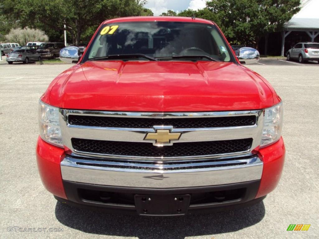 2007 Silverado 1500 LT Extended Cab - Victory Red / Ebony Black photo #12