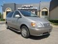 2001 Silver Shadow Pearl Toyota Sienna XLE  photo #1