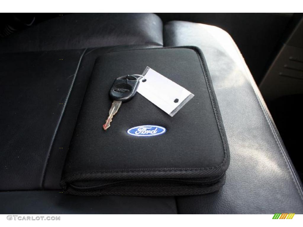 2004 F150 Lariat SuperCrew 4x4 - Medium Wedgewood Blue Metallic / Black photo #119