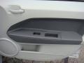 Bright Silver Metallic - Caliber SXT Photo No. 17