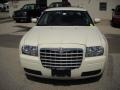 2006 Stone White Chrysler 300   photo #4