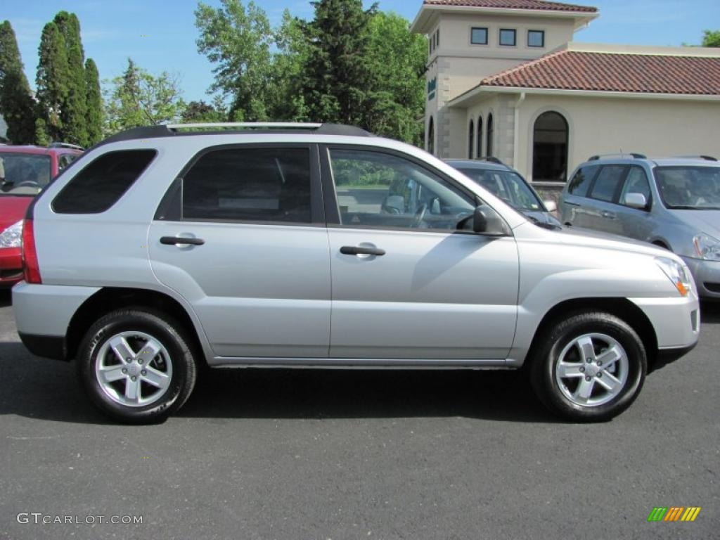 2010 Sportage LX V6 4x4 - Bright Silver / Black photo #14