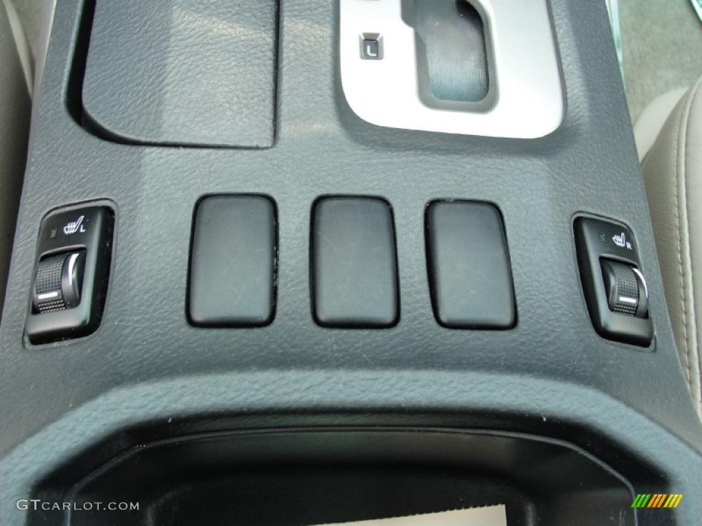 2004 4Runner Limited - Black / Taupe photo #44