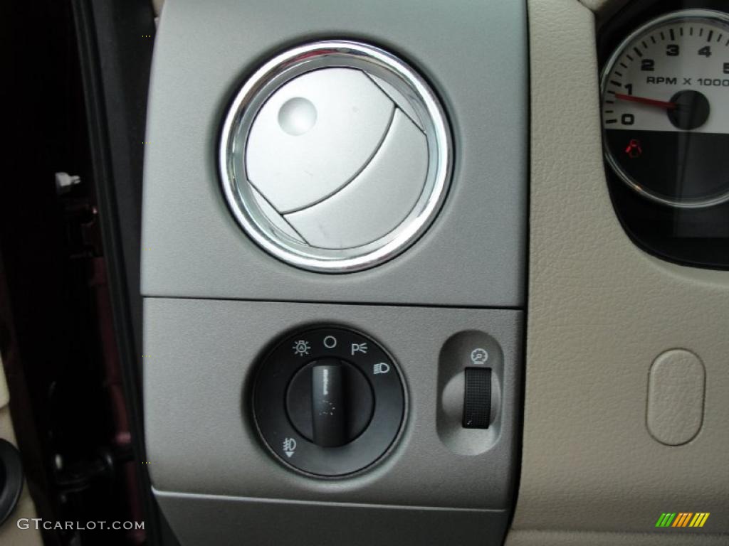 2006 F150 Lariat SuperCrew - Dark Toreador Red Metallic / Tan photo #48