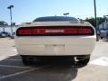 Stone White - Challenger R/T Photo No. 4