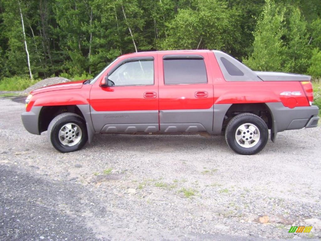 2002 Avalanche 4WD - Victory Red / Graphite photo #14