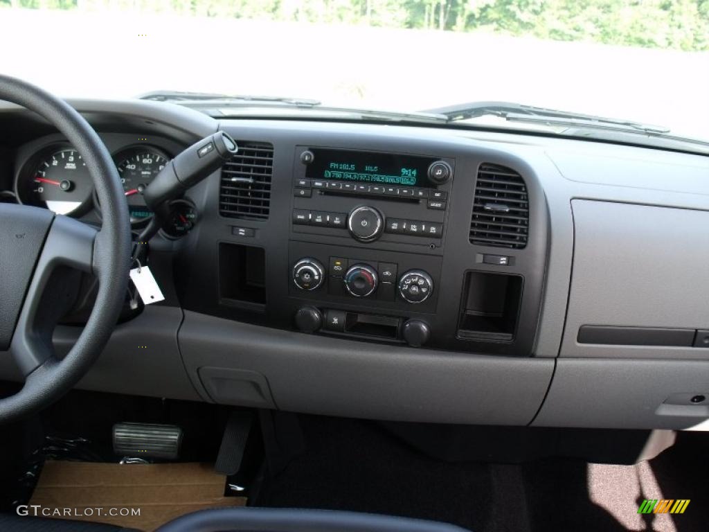 2010 Silverado 1500 LS Crew Cab - Blue Granite Metallic / Dark Titanium photo #15