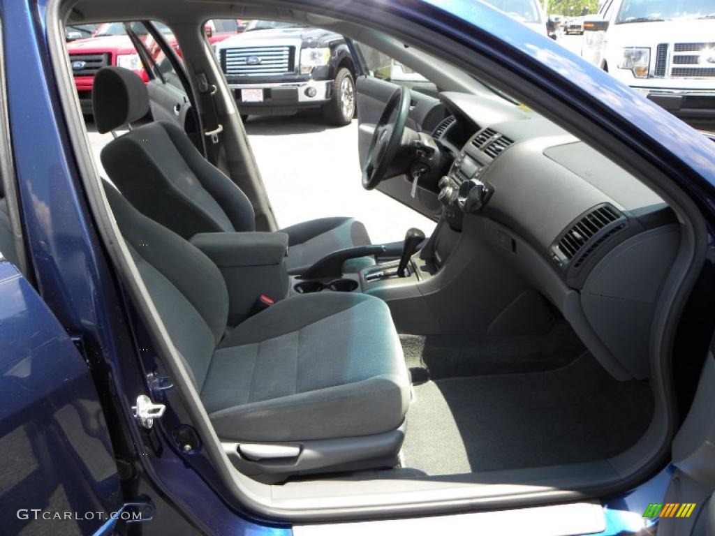 2004 Accord LX Sedan - Eternal Blue Pearl / Gray photo #11