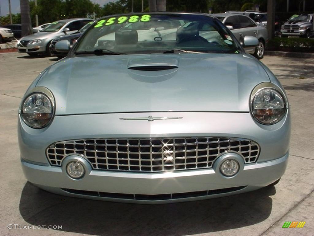 2004 Thunderbird Deluxe Roadster - Light Ice Blue Metallic / Black Ink photo #16