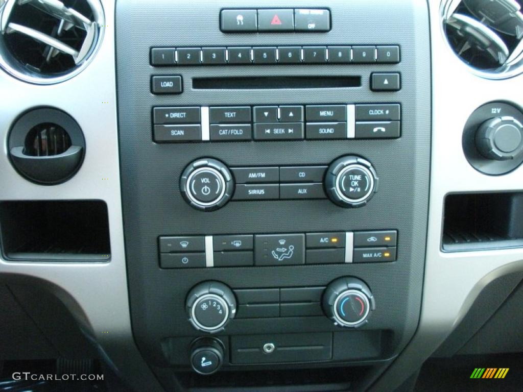 2010 F150 XLT SuperCab - Tuxedo Black / Medium Stone photo #9