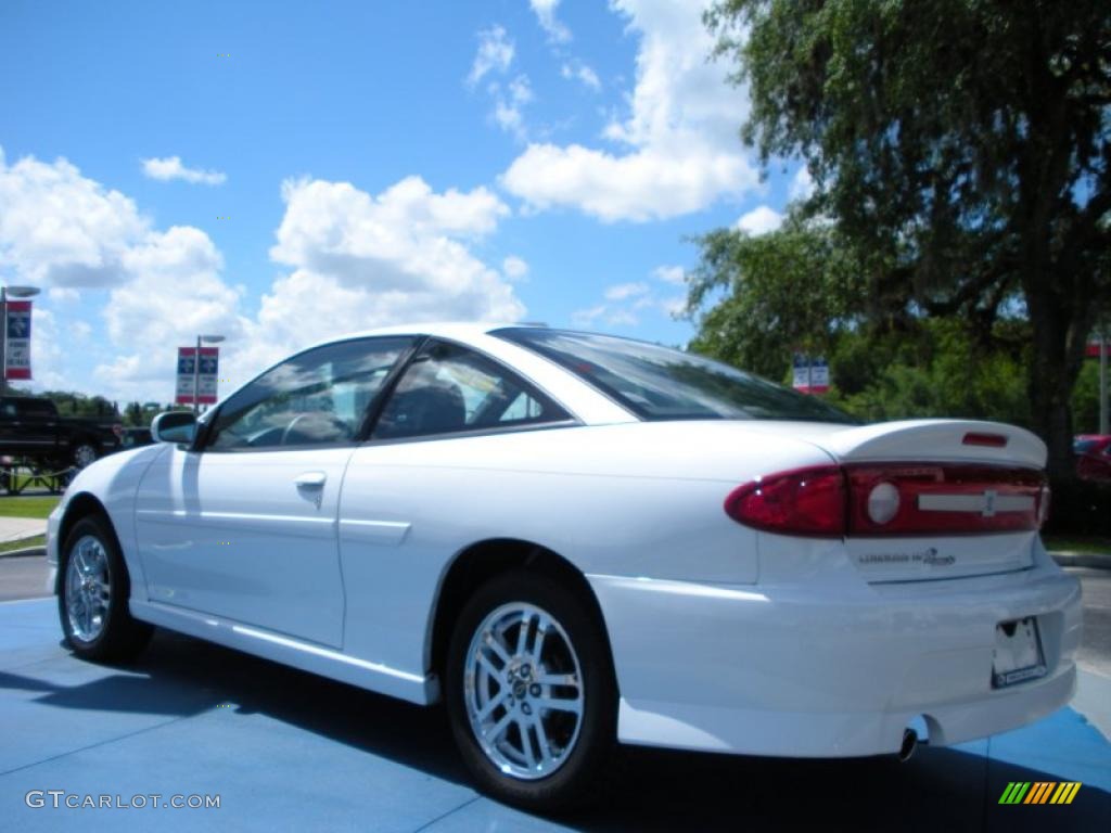 2003 Cavalier LS Sport Coupe - Olympic White / Graphite Gray photo #3