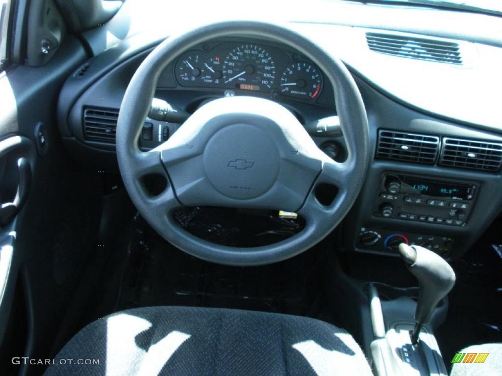 2003 Cavalier LS Sport Coupe - Olympic White / Graphite Gray photo #18