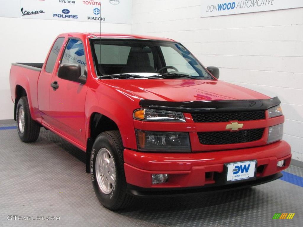 2007 Colorado LS Extended Cab - Victory Red / Medium Pewter photo #1