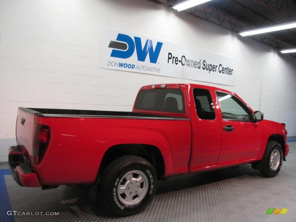 2007 Colorado LS Extended Cab - Victory Red / Medium Pewter photo #4