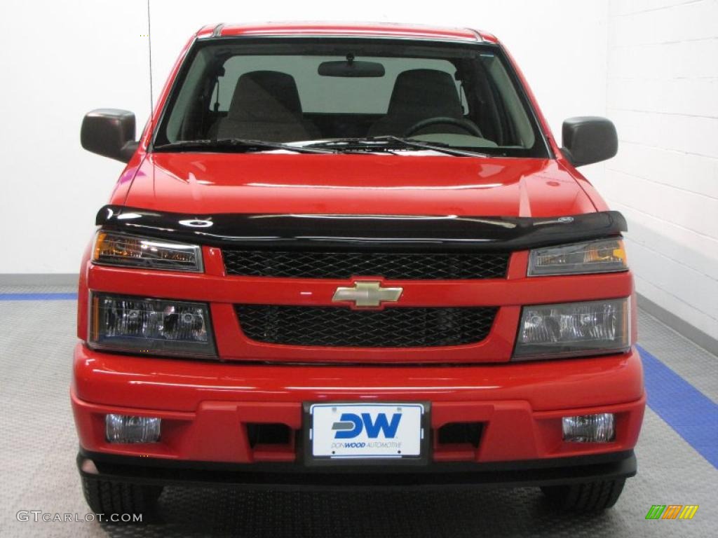 2007 Colorado LS Extended Cab - Victory Red / Medium Pewter photo #7