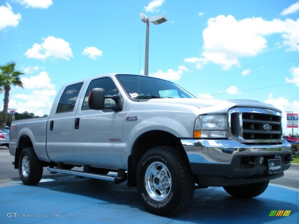 2004 F250 Super Duty Lariat Crew Cab 4x4 - Silver Metallic / Medium Flint photo #7