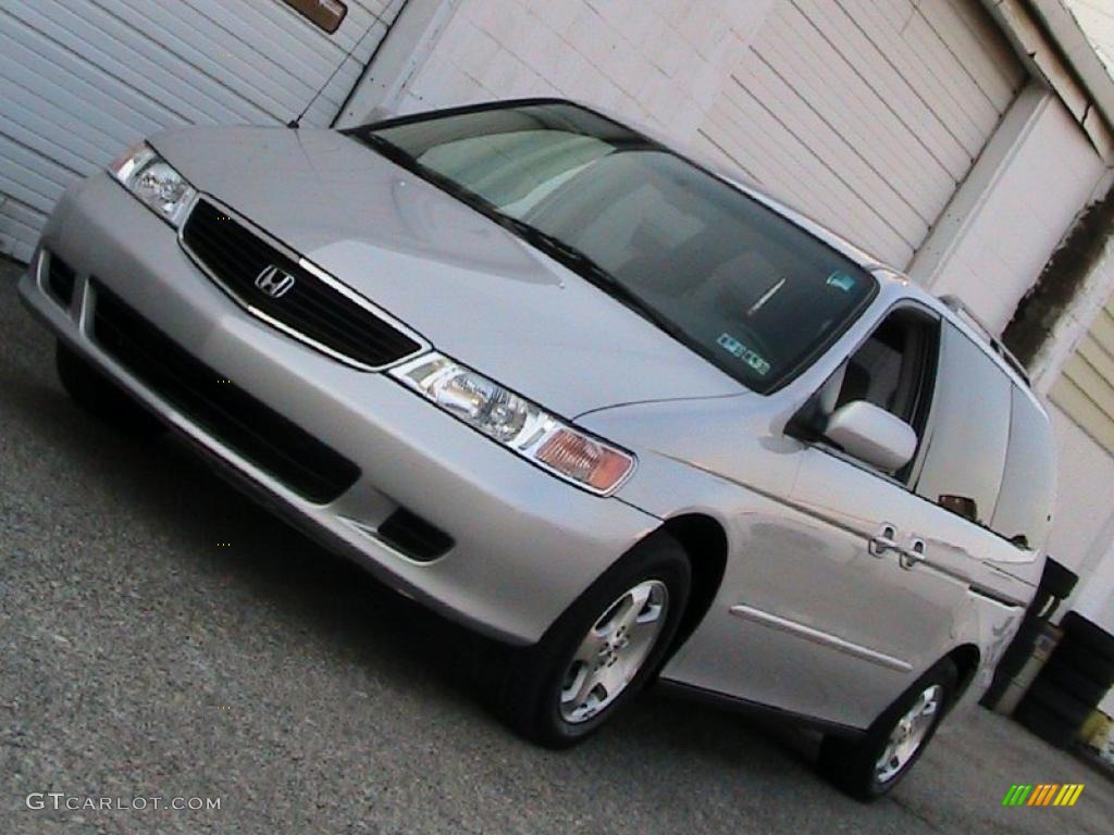 2001 Odyssey EX - Starlight Silver / Fern photo #1
