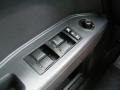 Bright Silver Metallic - Caliber SE Photo No. 22