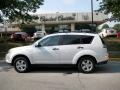 Diamond White Pearl - Outlander LS 4WD Photo No. 1