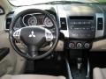 Diamond White Pearl - Outlander LS 4WD Photo No. 16