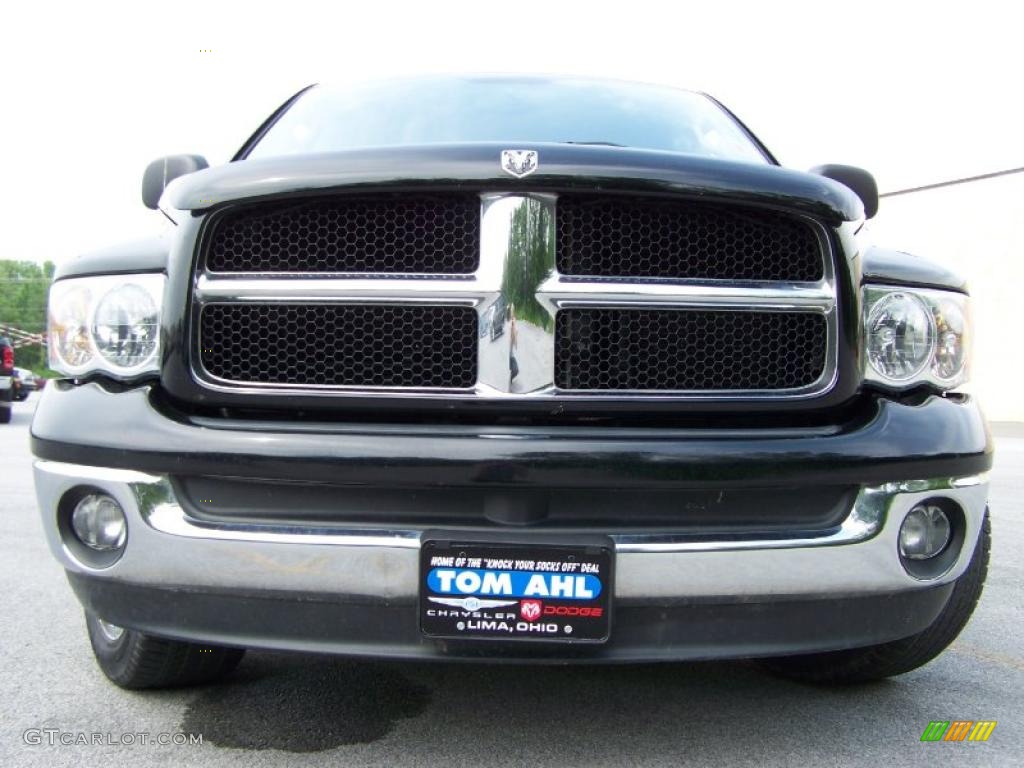 2003 Ram 1500 Laramie Quad Cab - Black / Black photo #2