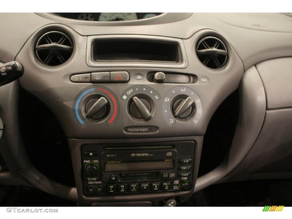 2001 ECHO Sedan - Electric Green / Shadow Gray photo #13