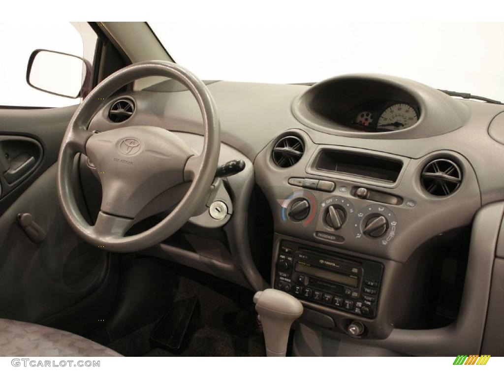 2001 ECHO Sedan - Electric Green / Shadow Gray photo #15
