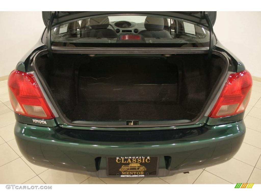 2001 ECHO Sedan - Electric Green / Shadow Gray photo #20