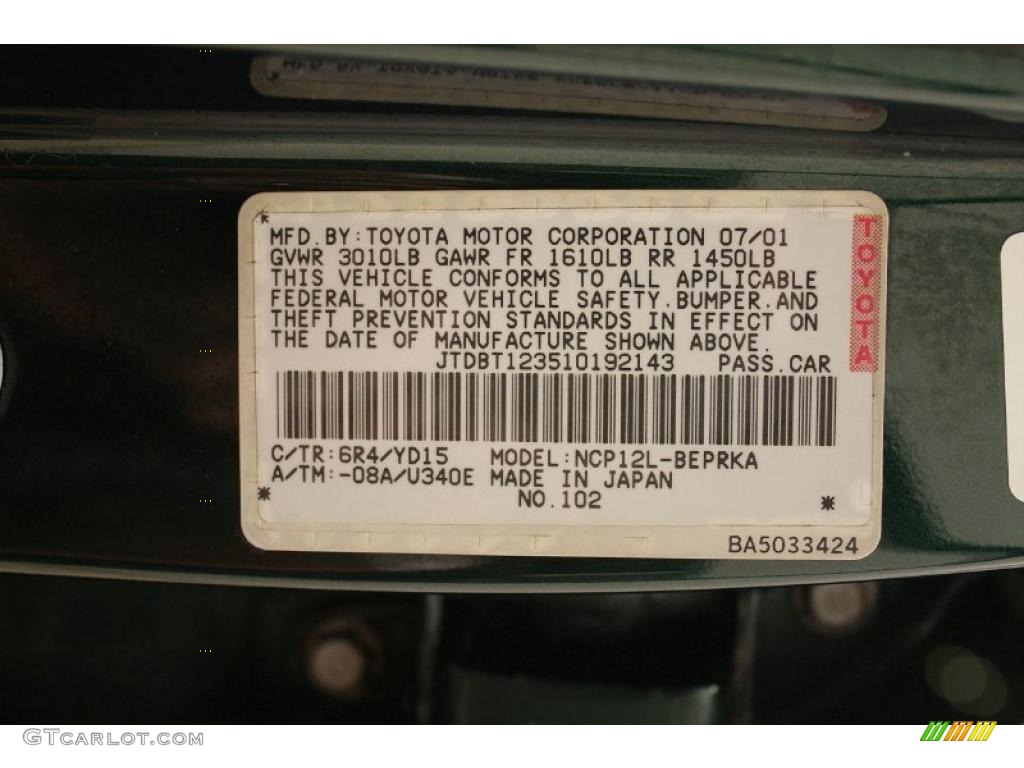 2001 ECHO Sedan - Electric Green / Shadow Gray photo #24