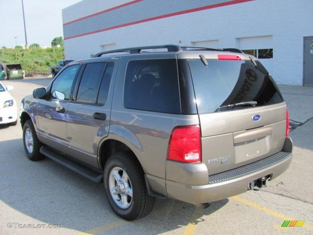 2004 Explorer XLT 4x4 - Mineral Grey Metallic / Medium Parchment photo #3