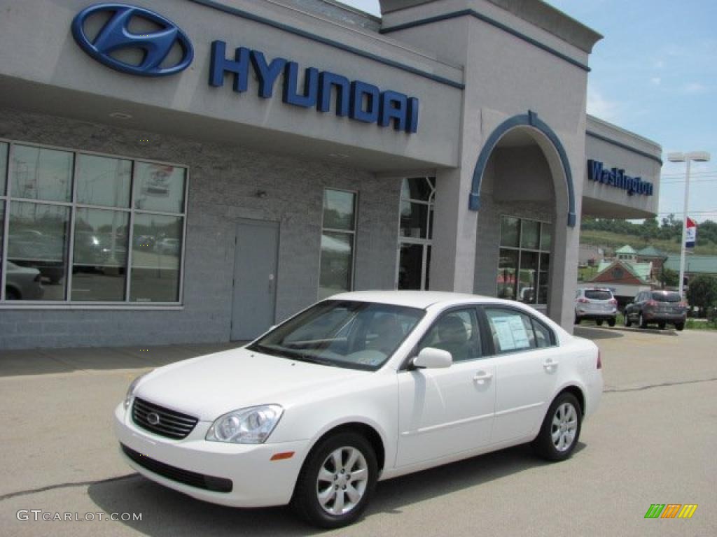 2006 Optima LX V6 - White / Beige photo #1