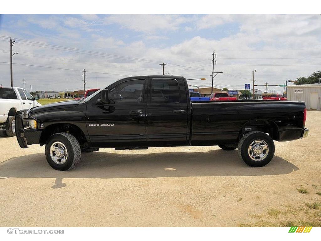 2003 Ram 2500 SLT Quad Cab 4x4 - Black / Taupe photo #2