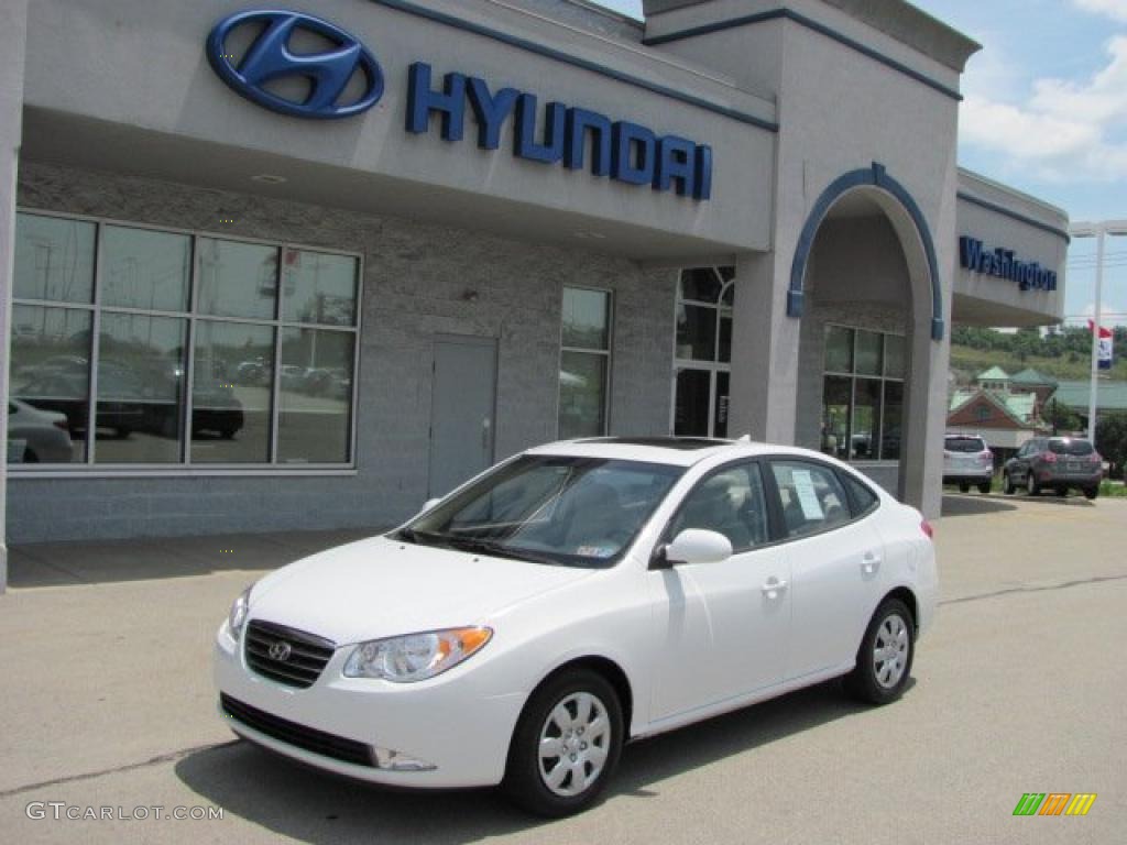 Captiva White Hyundai Elantra