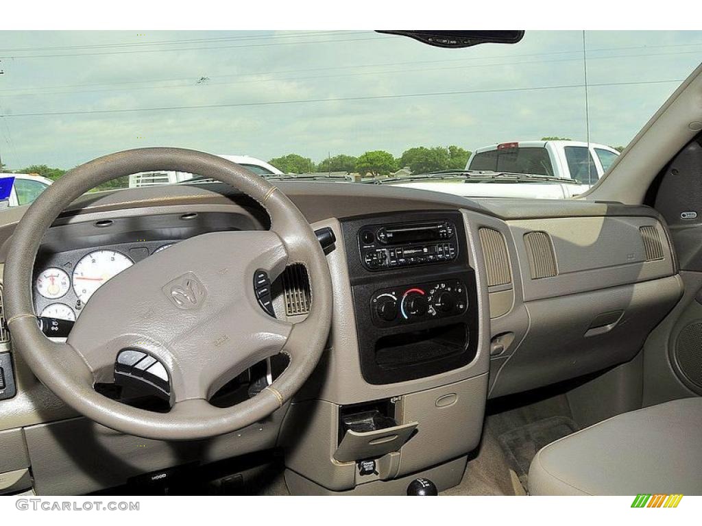 2003 Ram 2500 SLT Quad Cab 4x4 - Black / Taupe photo #25