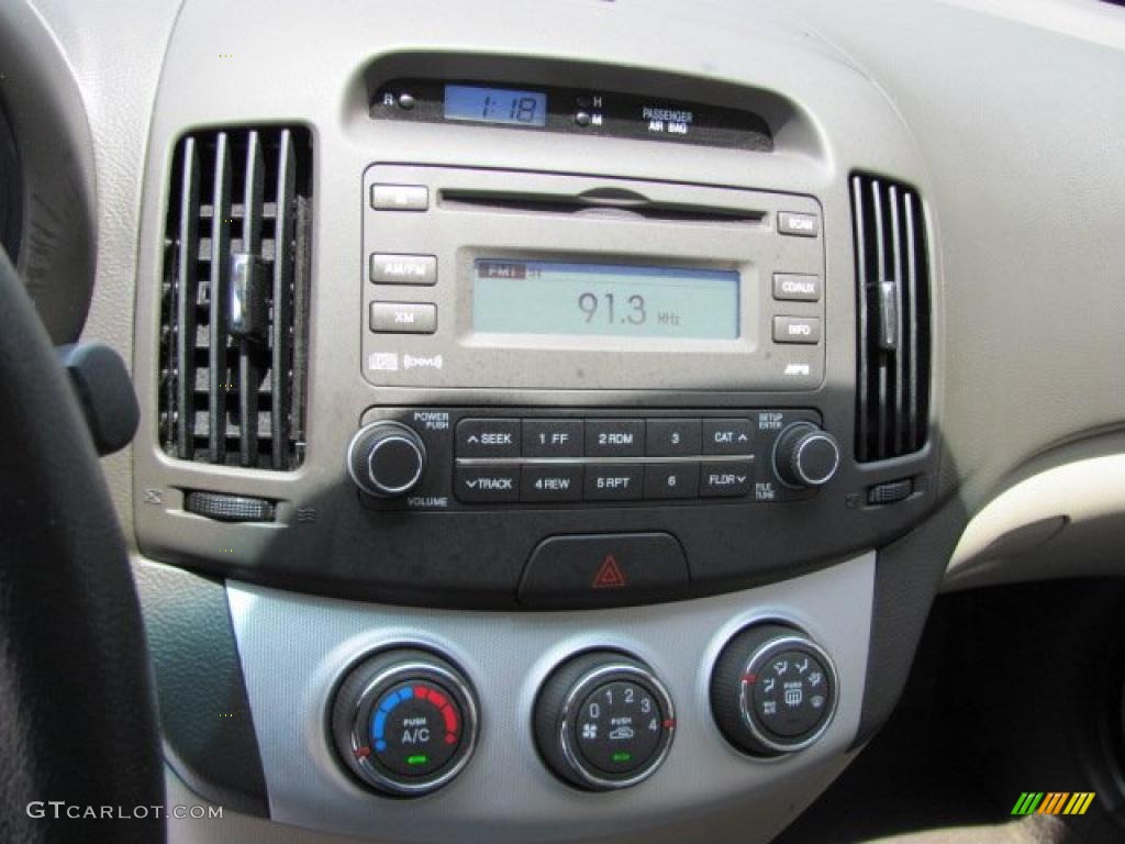 2009 Elantra GLS Sedan - Captiva White / Beige photo #18