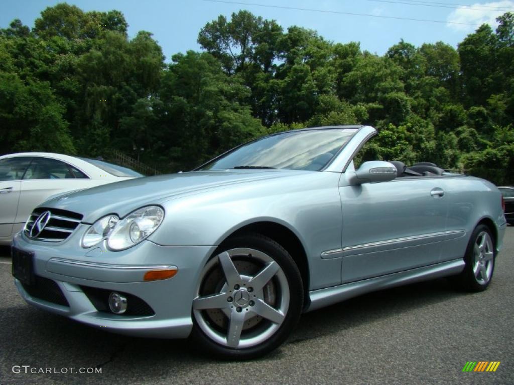 Diamond Silver Metallic Mercedes-Benz CLK