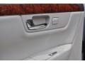 Light Platinum - DTS Sedan Photo No. 26