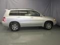 Millenium Silver Metallic - Highlander V6 4WD Photo No. 4