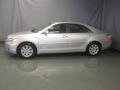 2009 Classic Silver Metallic Toyota Camry Hybrid  photo #2