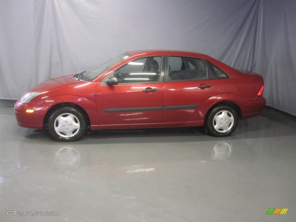 2003 Focus LX Sedan - Infra-Red / Medium Graphite photo #2