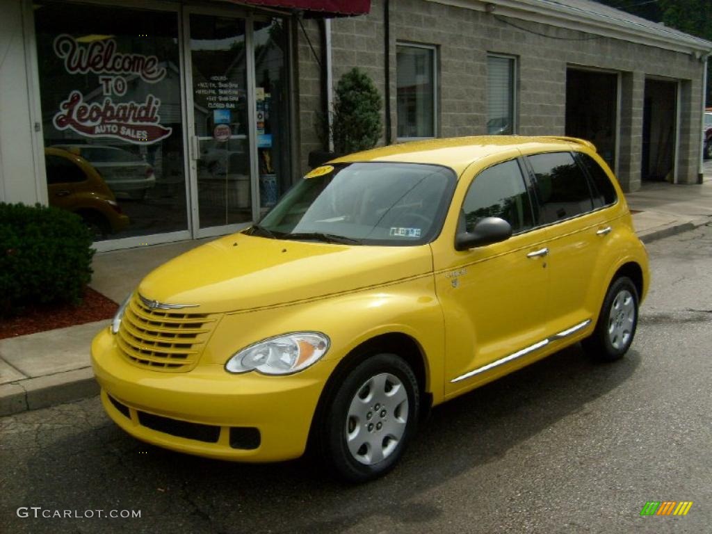 Solar Yellow Chrysler PT Cruiser