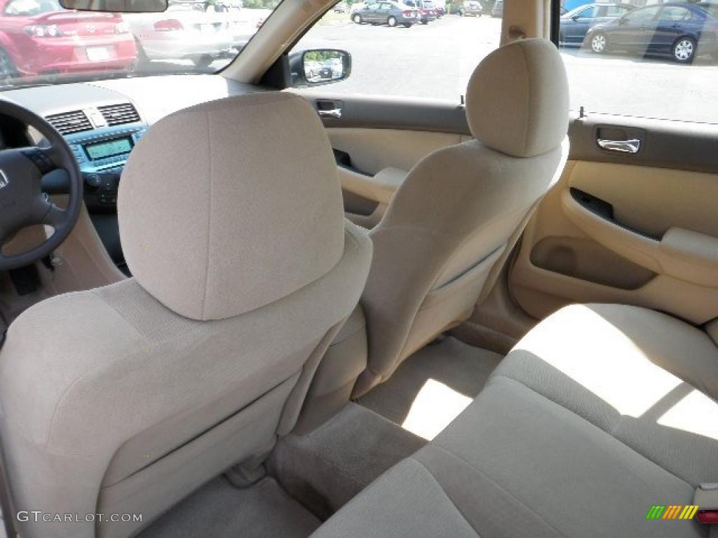 2007 Accord LX Sedan - Taffeta White / Ivory photo #13
