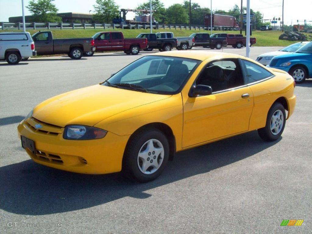 2003 Cavalier Coupe - Yellow / Graphite Gray photo #11