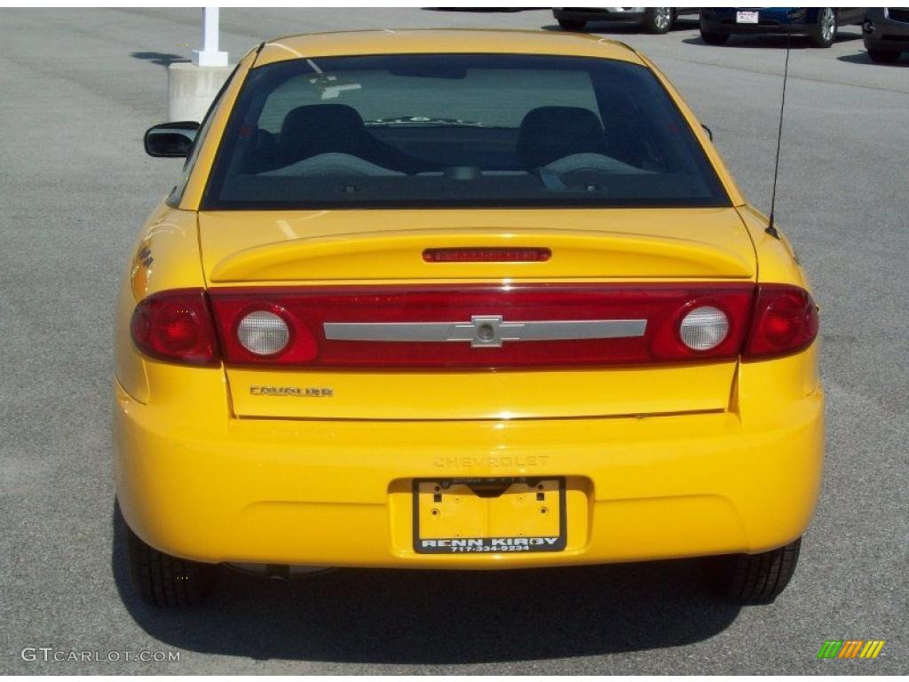 2003 Cavalier Coupe - Yellow / Graphite Gray photo #14